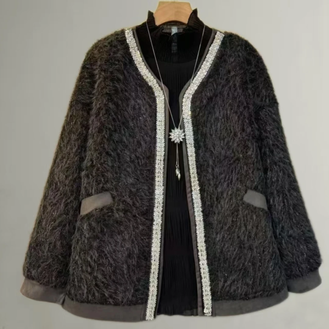 岚岚大码新款秋冬重工v领时尚欧货毛毛亮片百搭洋气休闲气质保暖