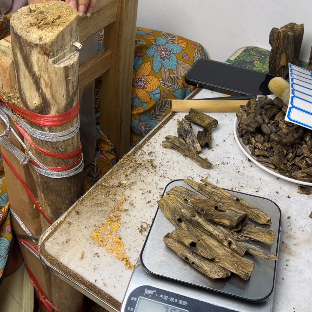 用***8线香奇楠虫漏香75克