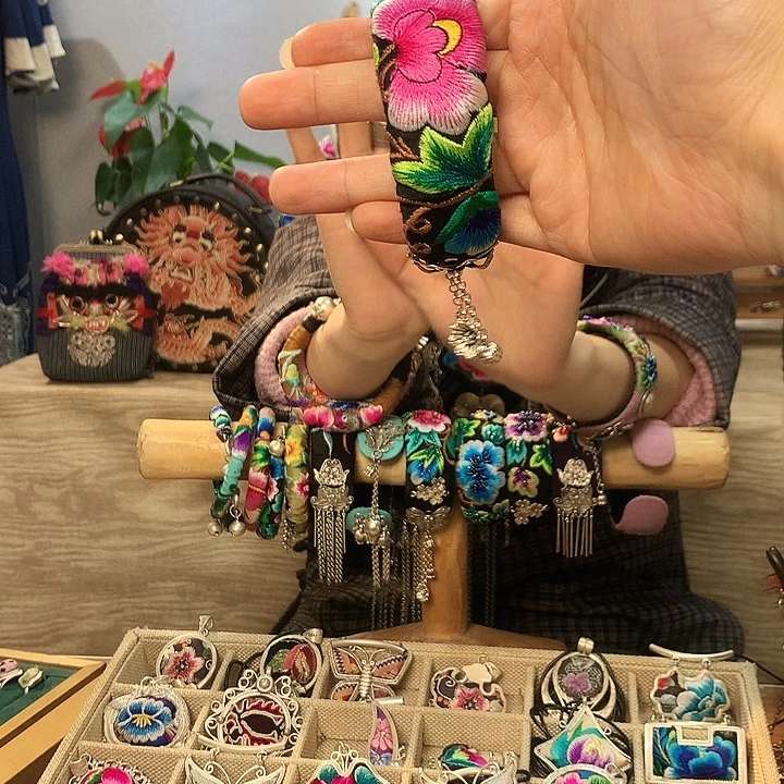 花岗石铁合金手镯