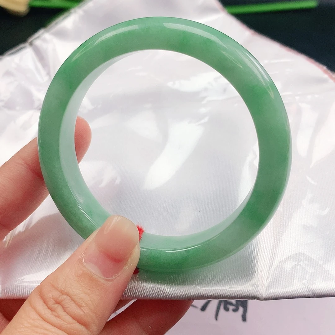 翡翠手镯未镶嵌54圈2245