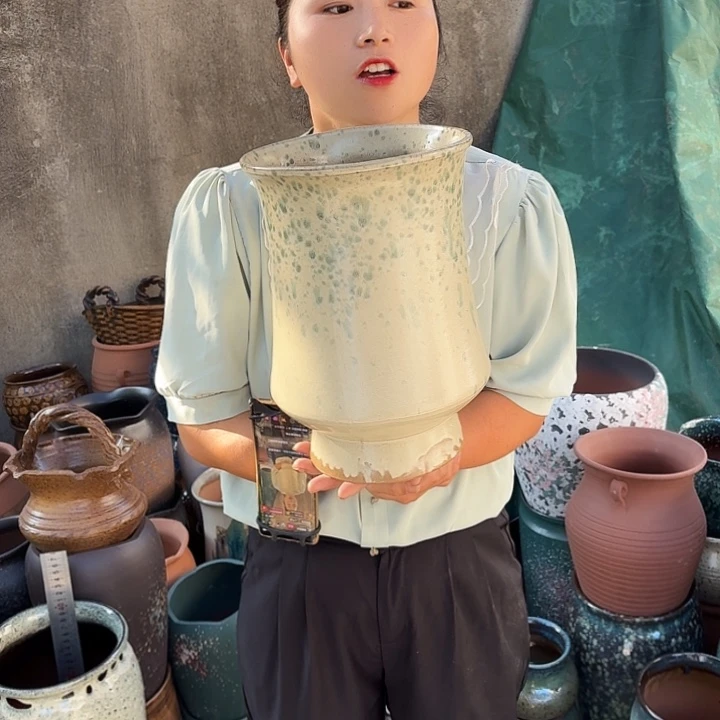 口20高30一个盆子。