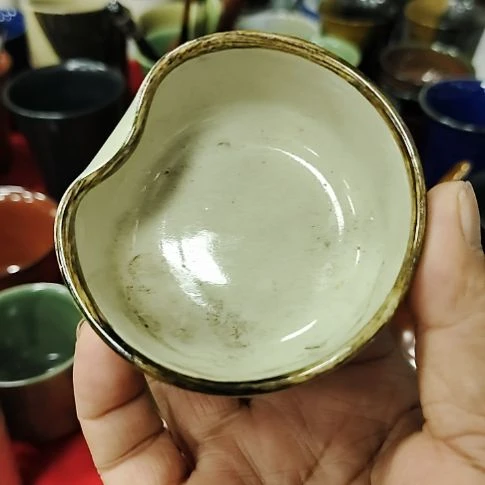 瓷片盘，沙锅，瓷片，瓶，碗，各种沙锅，摆件，