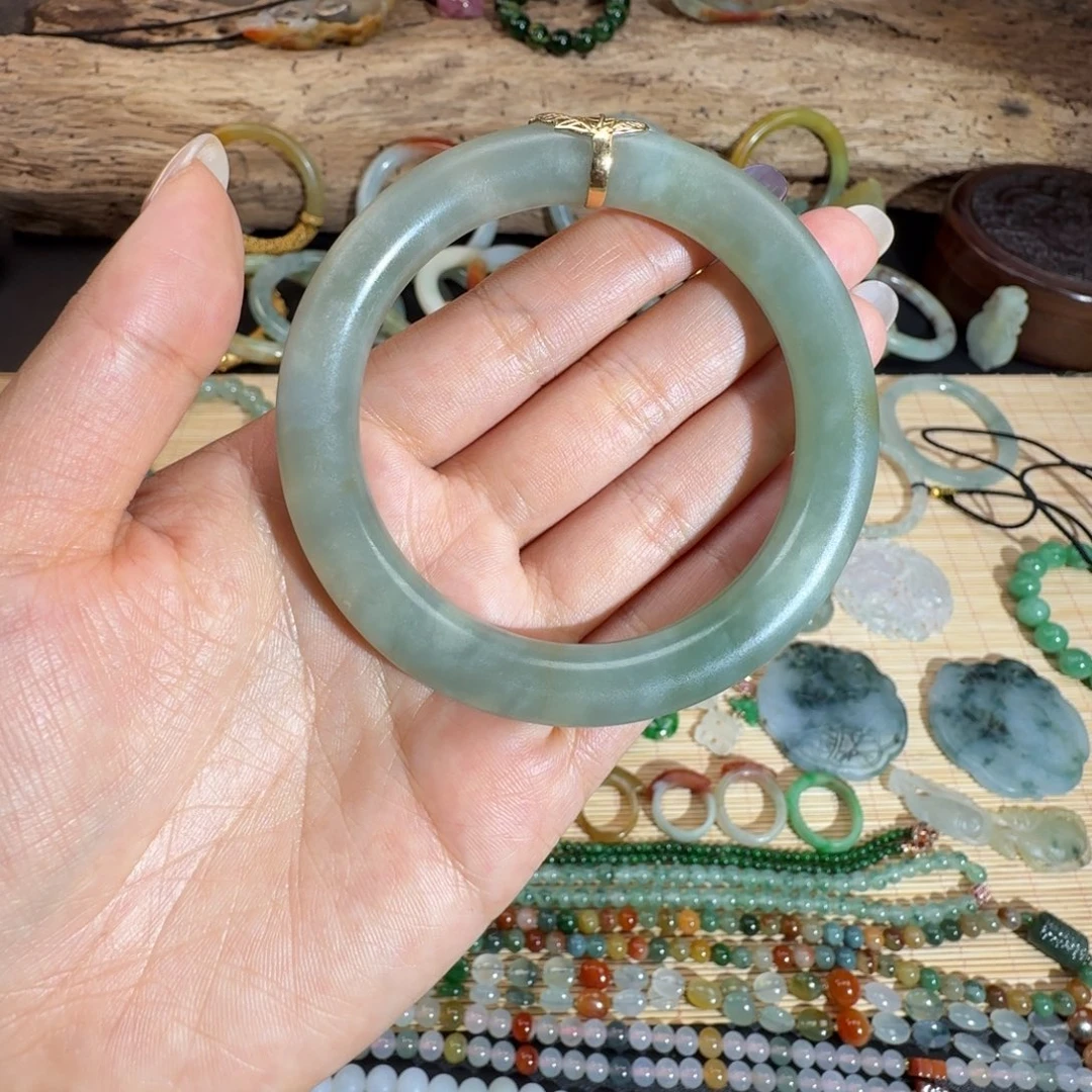 酷***喵翡翠未镶嵌手镯老蓝水翡翠老手镯