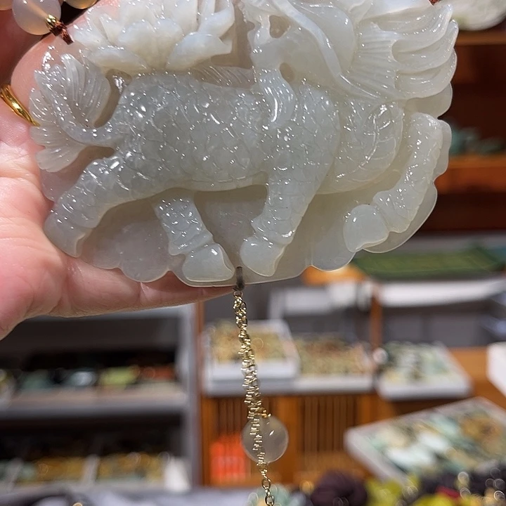 未镶嵌岫玉毛衣链