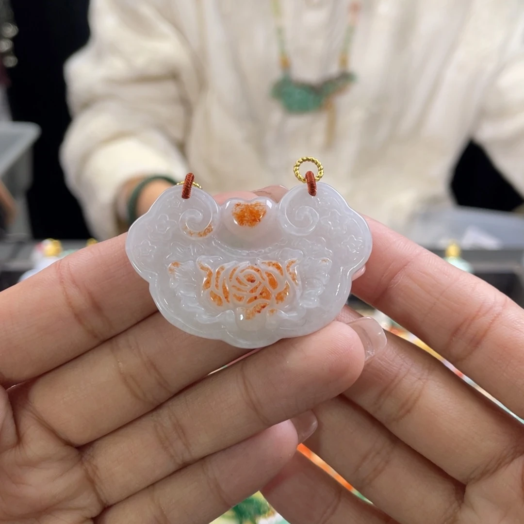 翡翠颈饰未镶嵌代编织