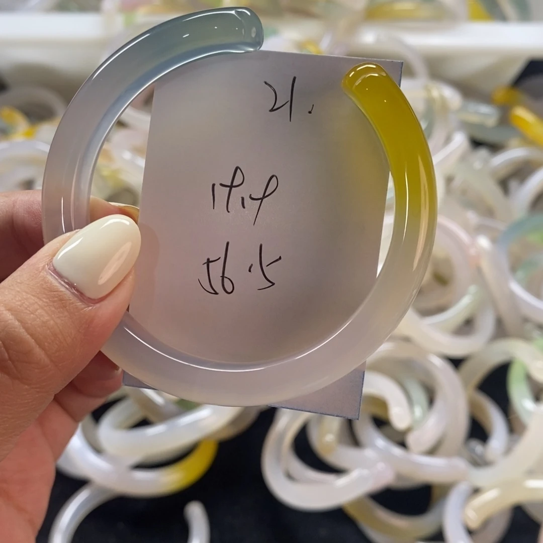 手镯玛瑙/玉髓未镶嵌21