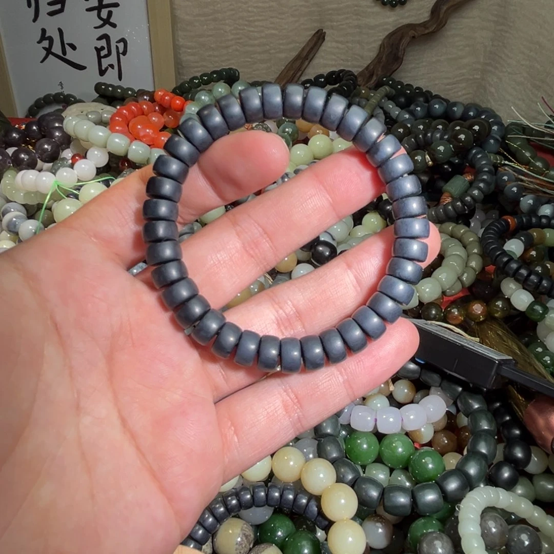 和田玉手链未镶嵌