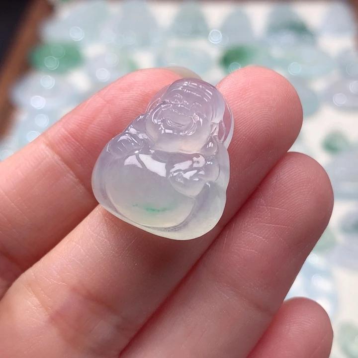 翡翠未镶嵌颈饰冰种飘阳绿小财爷