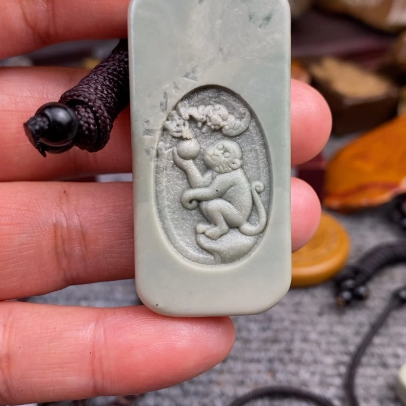 【闪购商品】原石雕刻手把件