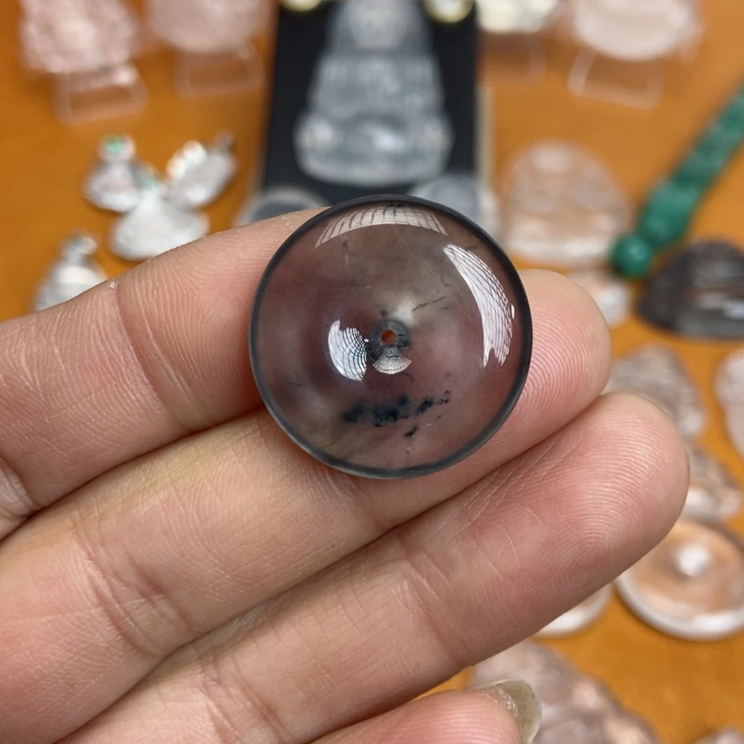 石英质玉吊坠未镶嵌