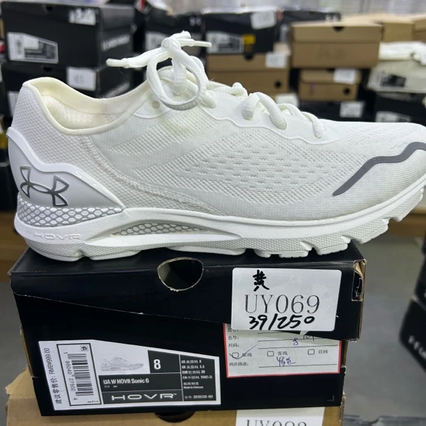 安德玛断号-运动鞋-UY069