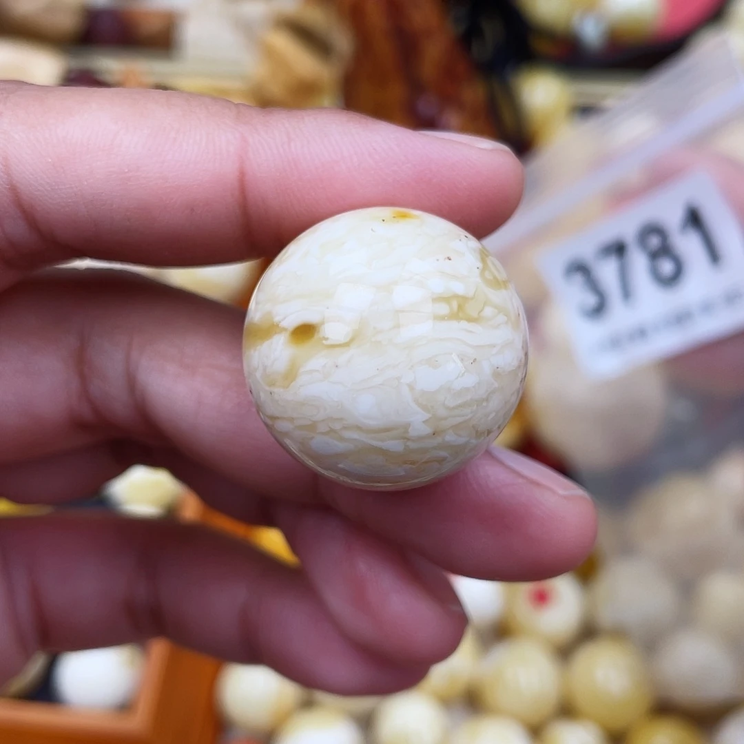 蜜蜡未镶嵌珠宝奇石粉坑25