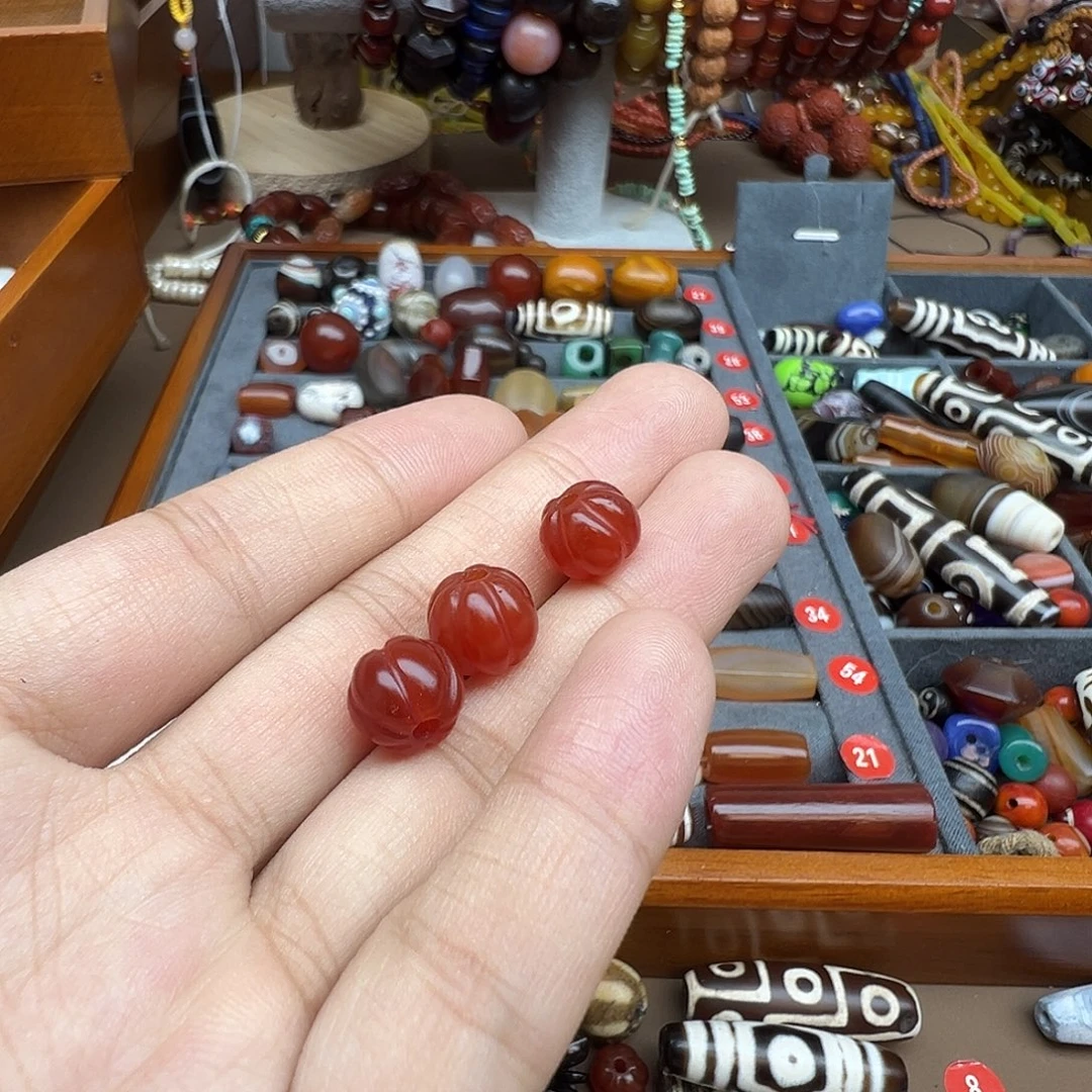 A****玛瑙/玉髓未镶嵌珠宝半成品