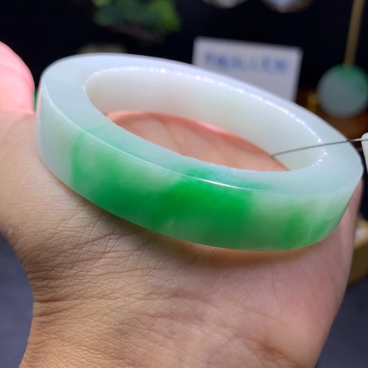 ＃***＃定制翡翠未镶嵌翡翠手镯
