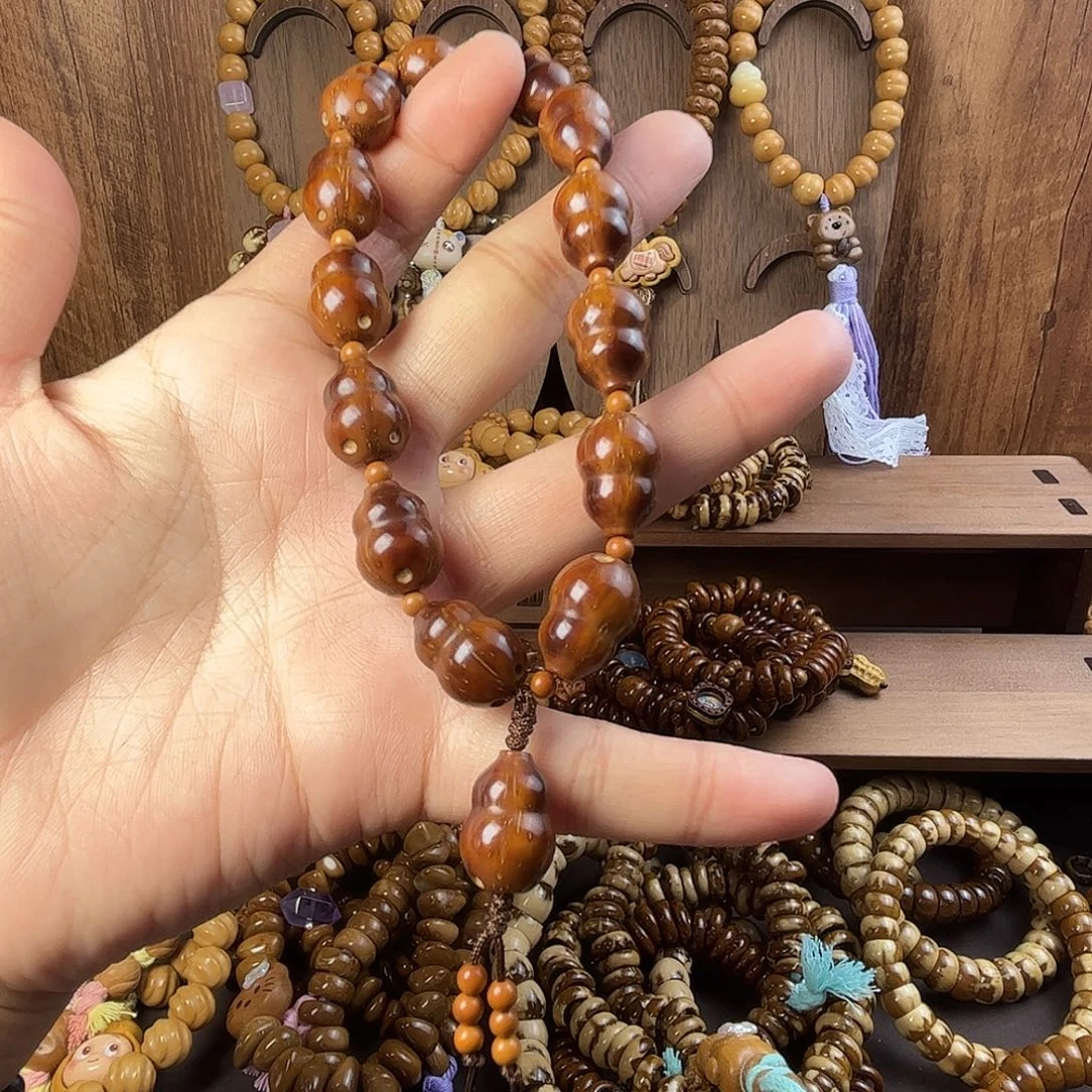 紫金鼠吊坠紫金鼠手串手持碗肠标题