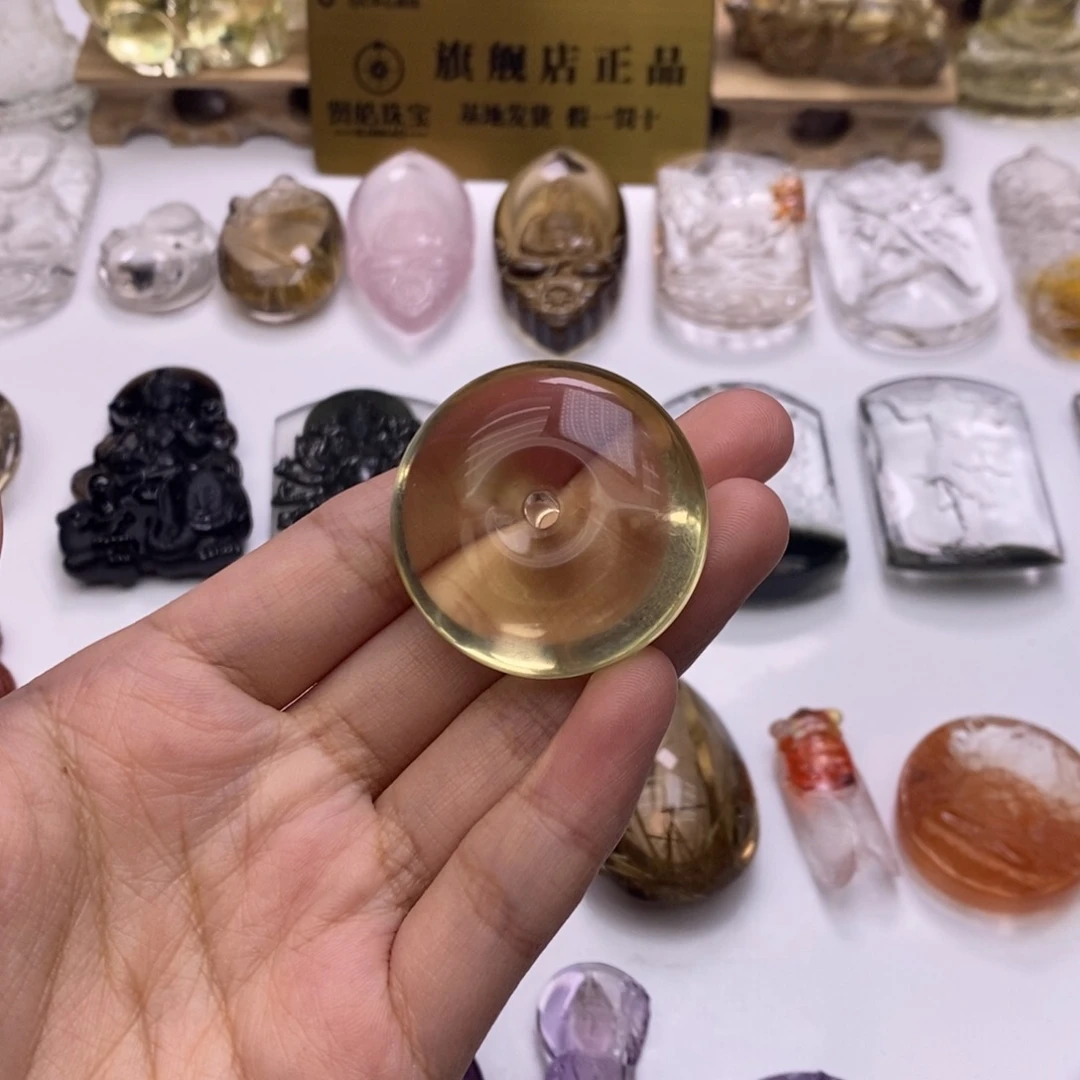 未镶嵌颈饰水晶鄒****?定制