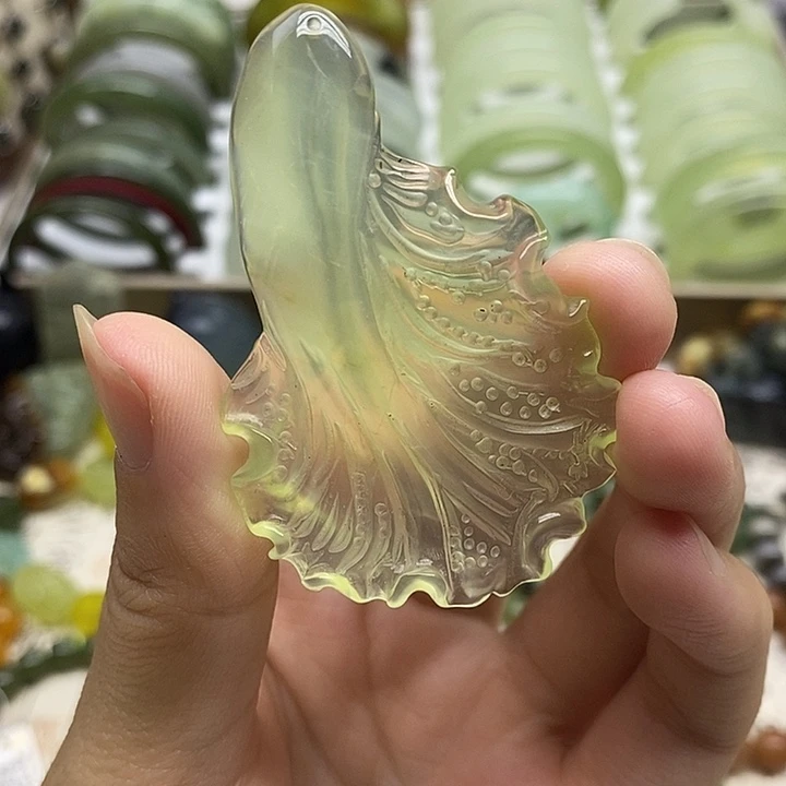 未镶嵌蛇纹石玉颈饰百财聚来，玉白菜