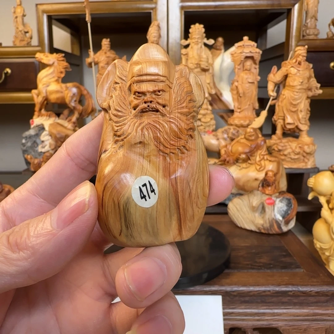 崖柏小木匠艺雕一物一拍