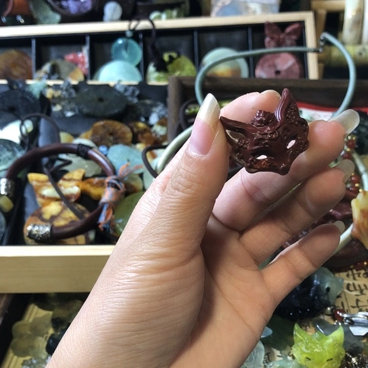 岫玉未镶嵌岫玉挂件