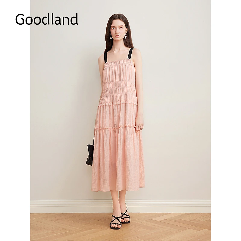 Goodland美地女装2025夏季新款西柚色泡泡纱吊带连衣裙长款度假风