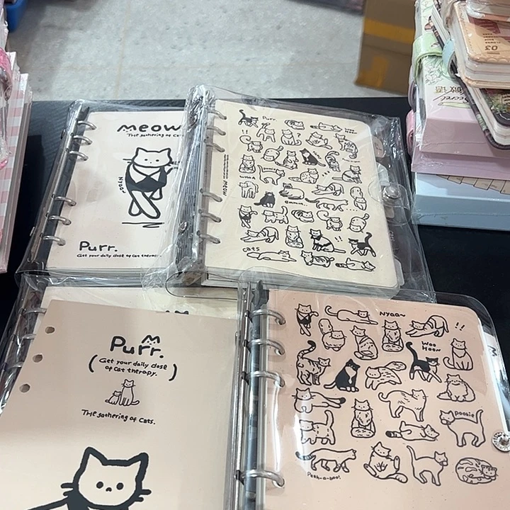 伊莎儿发1本猫猫活页款式备注