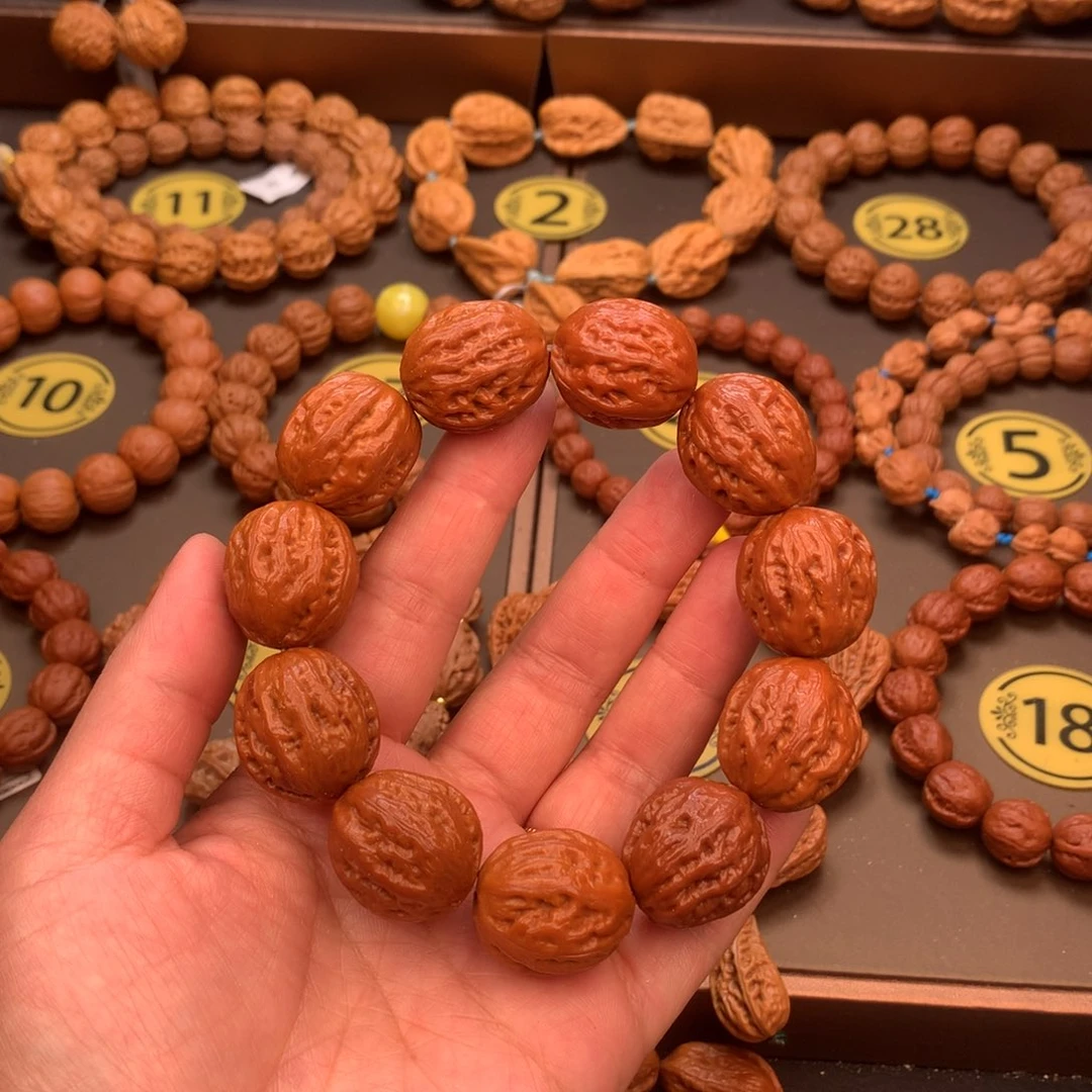 文玩核桃手串22尺寸