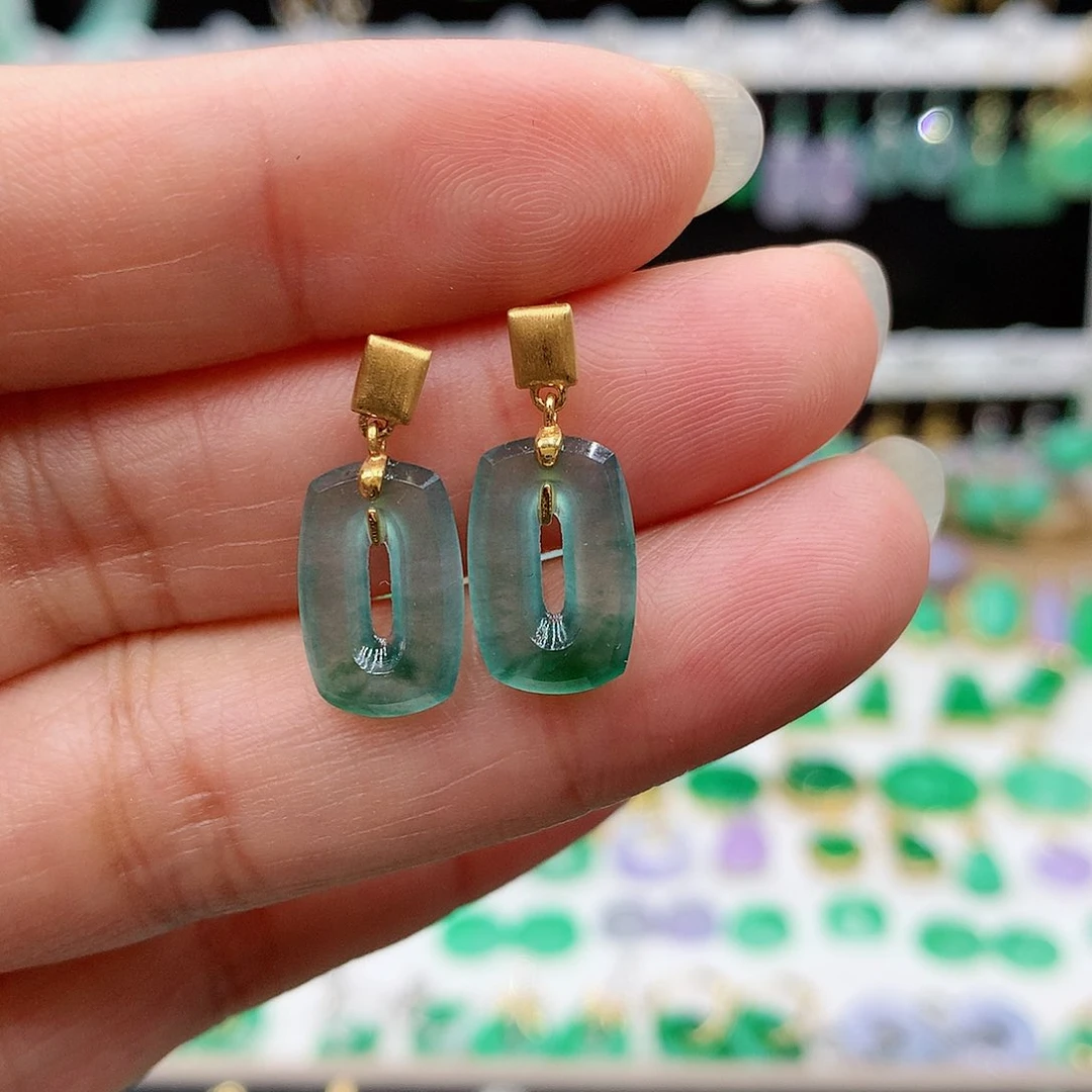 翡翠耳饰18K金镶嵌的