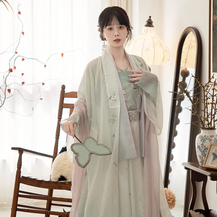 醉南枝汉服原创  梨花·微雨 女宋褙子铁拐墓绣花齐腰破裙春夏