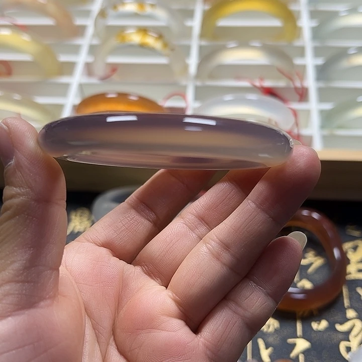 玛瑙/玉髓未镶嵌手镯