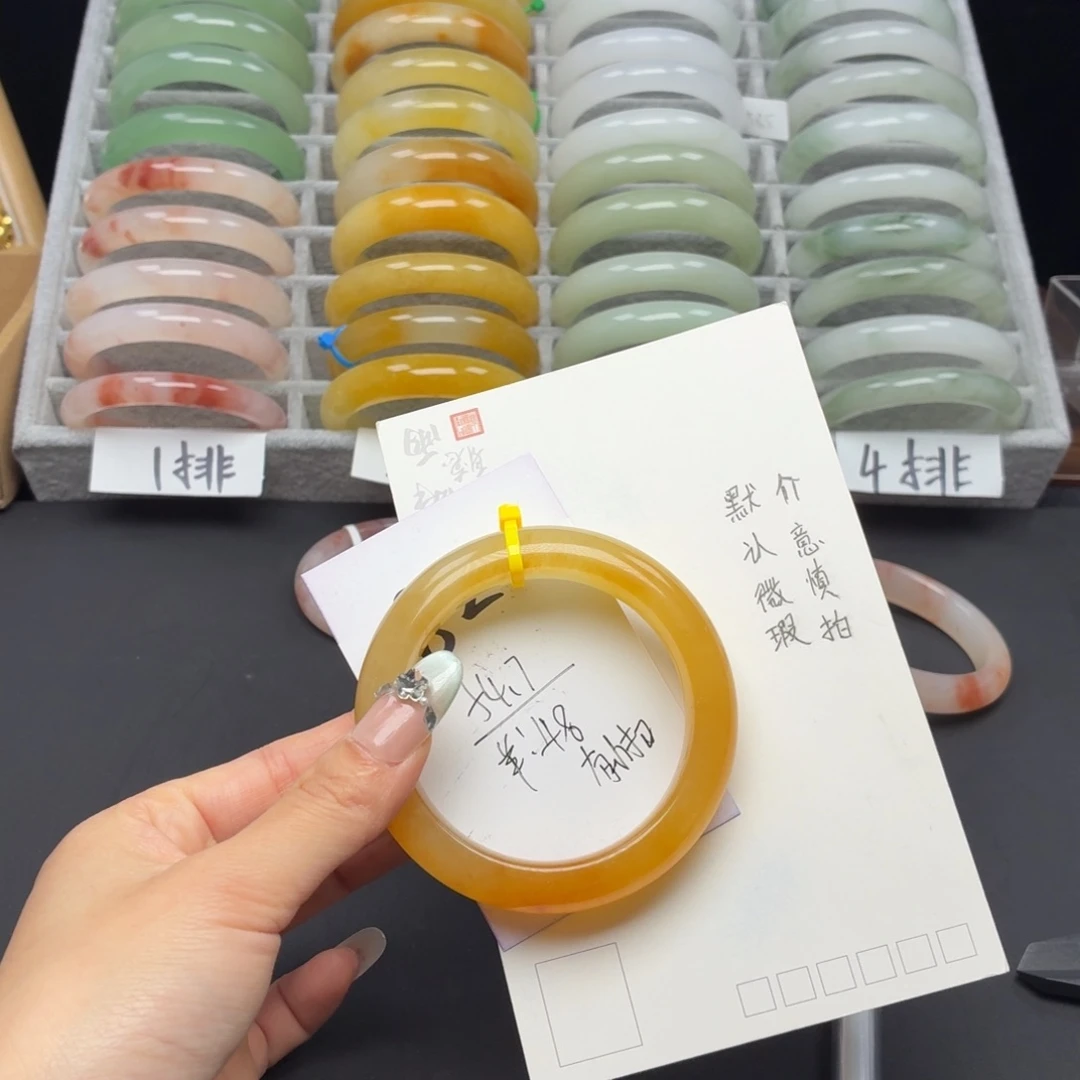 石英质玉未镶嵌手镯82