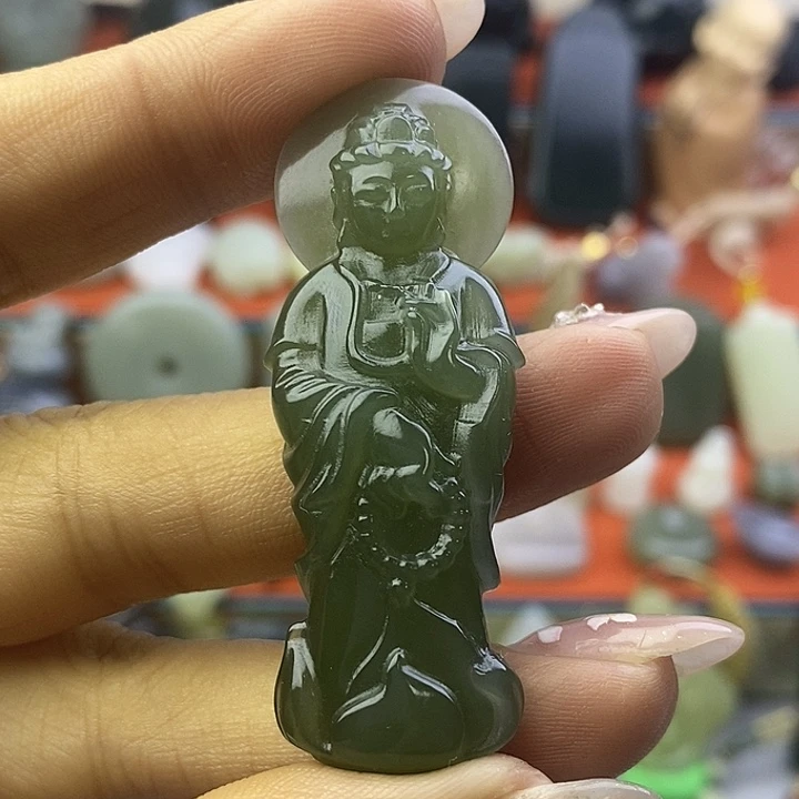 和田玉未镶嵌颈饰福利湖水站观音吊坠