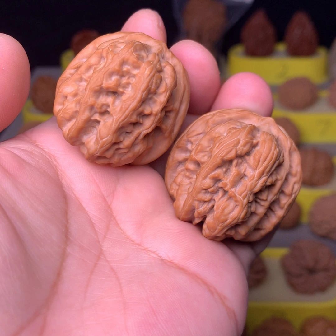 大叶紫檀（黑酸枝木类）平谷玉柱