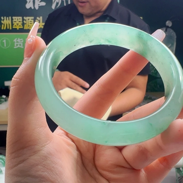 石英质玉手镯合金