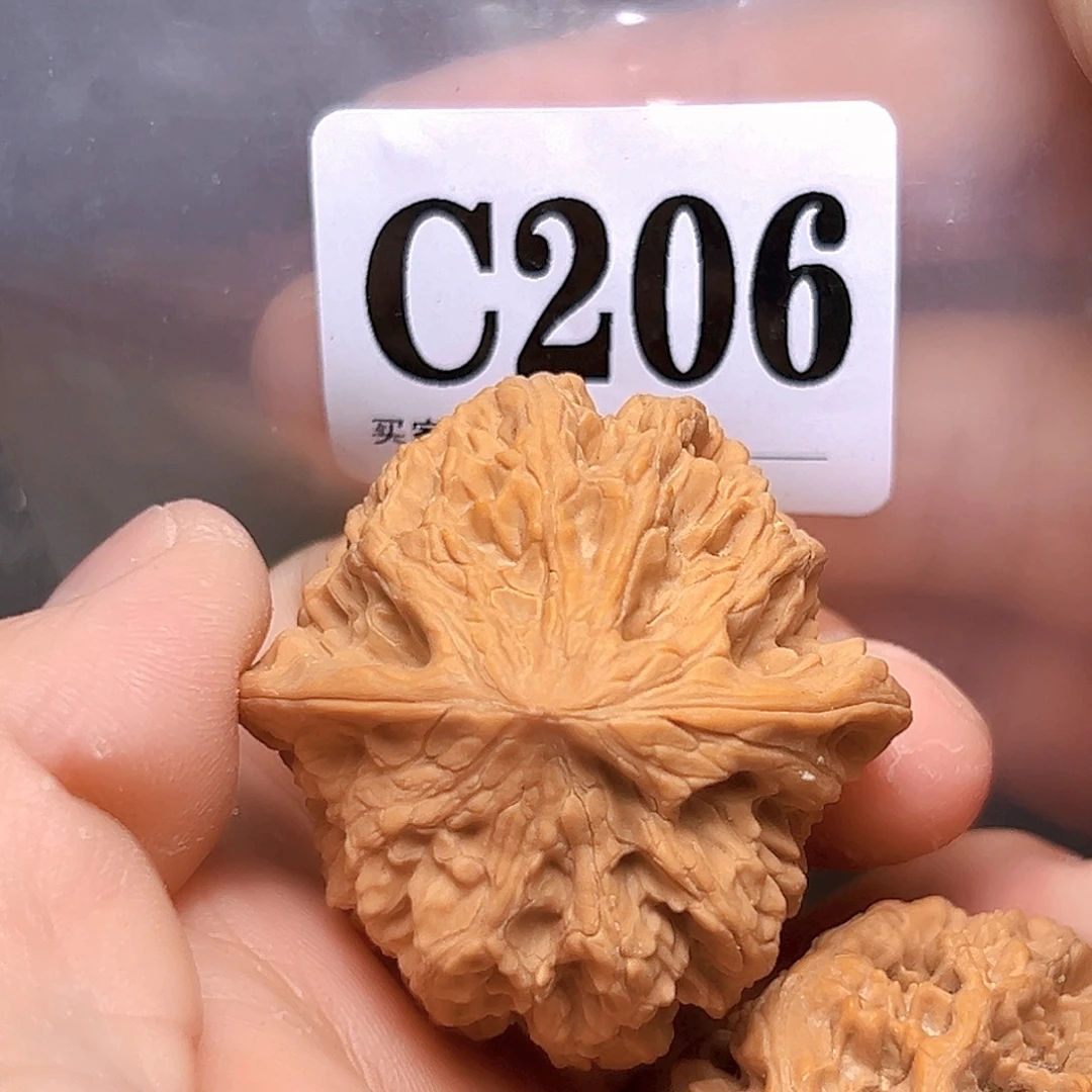 文玩核桃吊坠42野牛