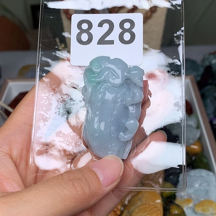 翡翠未镶嵌颈饰拾****石翡翠