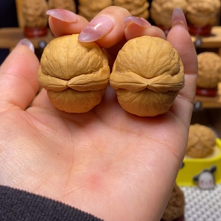 文玩核桃把件雷盾3