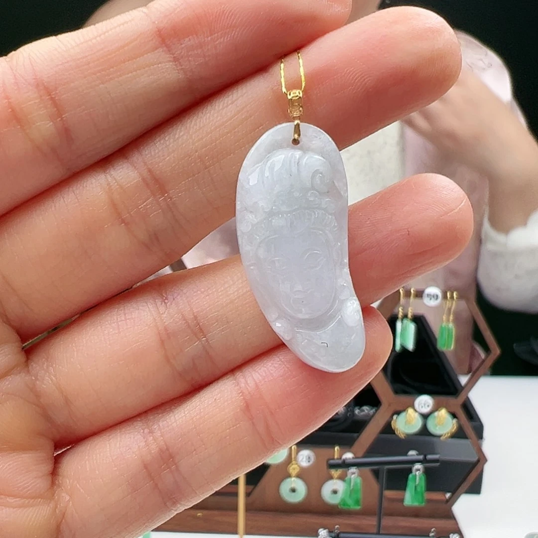 翡翠颈饰18K金镶嵌天然翡翠