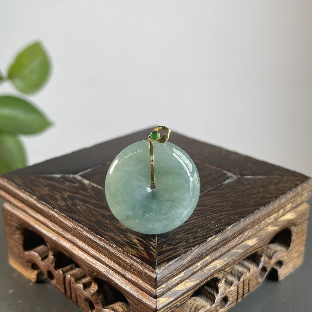 JGB13-44  天然缅甸A货翡翠  18K镶嵌平安扣