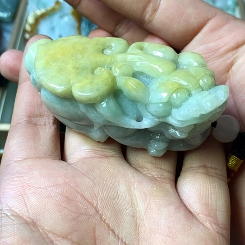 颈饰未镶嵌翡翠福豆豆珠宝翡翠颈饰