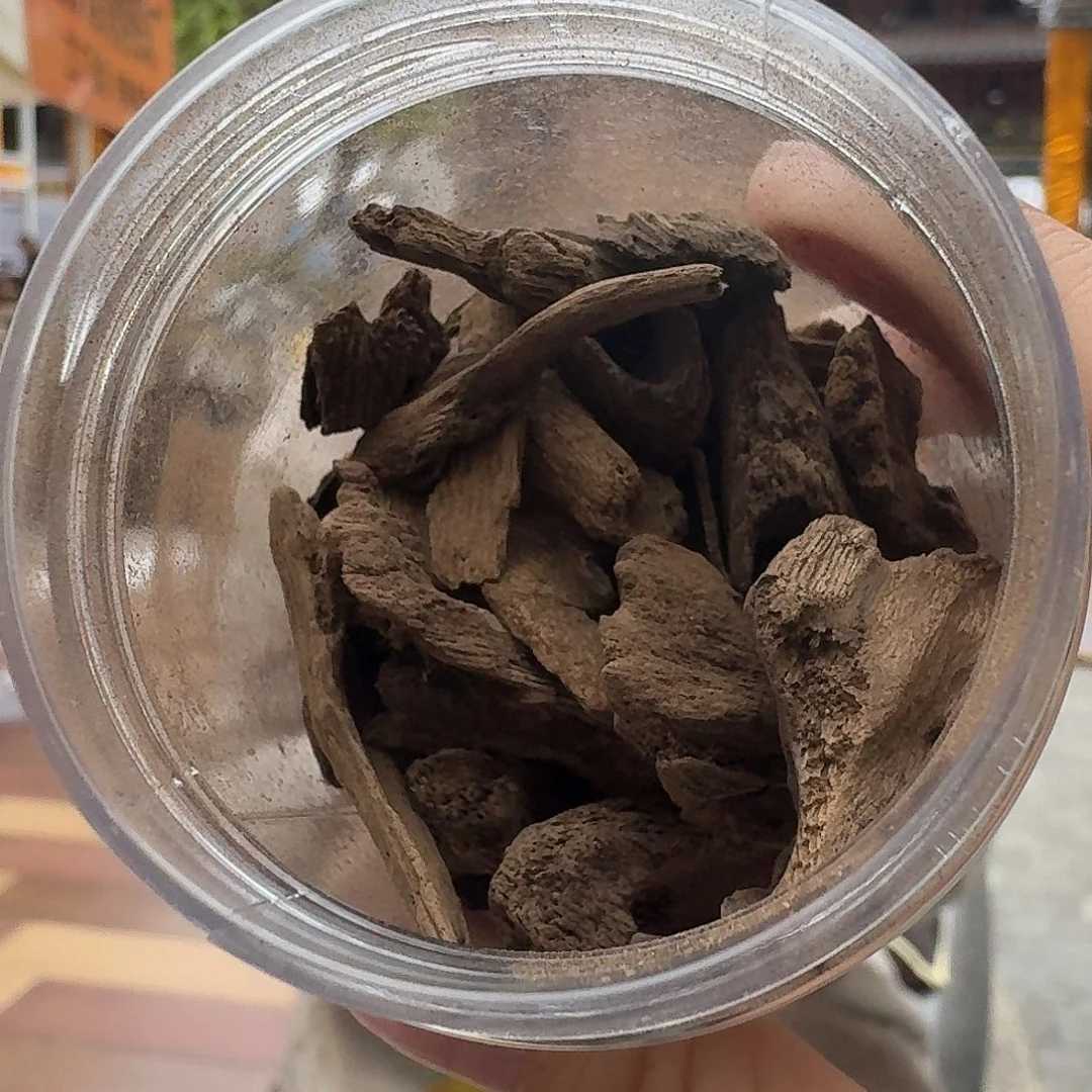 沉香碎屑沉香富森红土高阶收藏款原材料5克