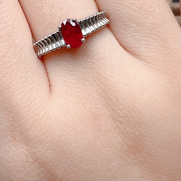 银S925镶嵌戒指红宝石