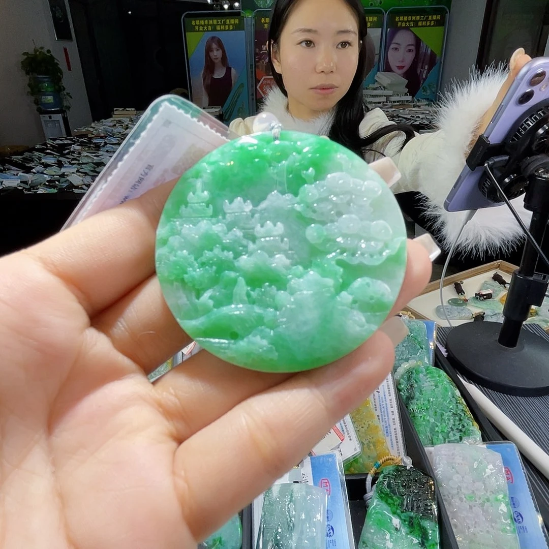 颈饰未镶嵌翡翠一
