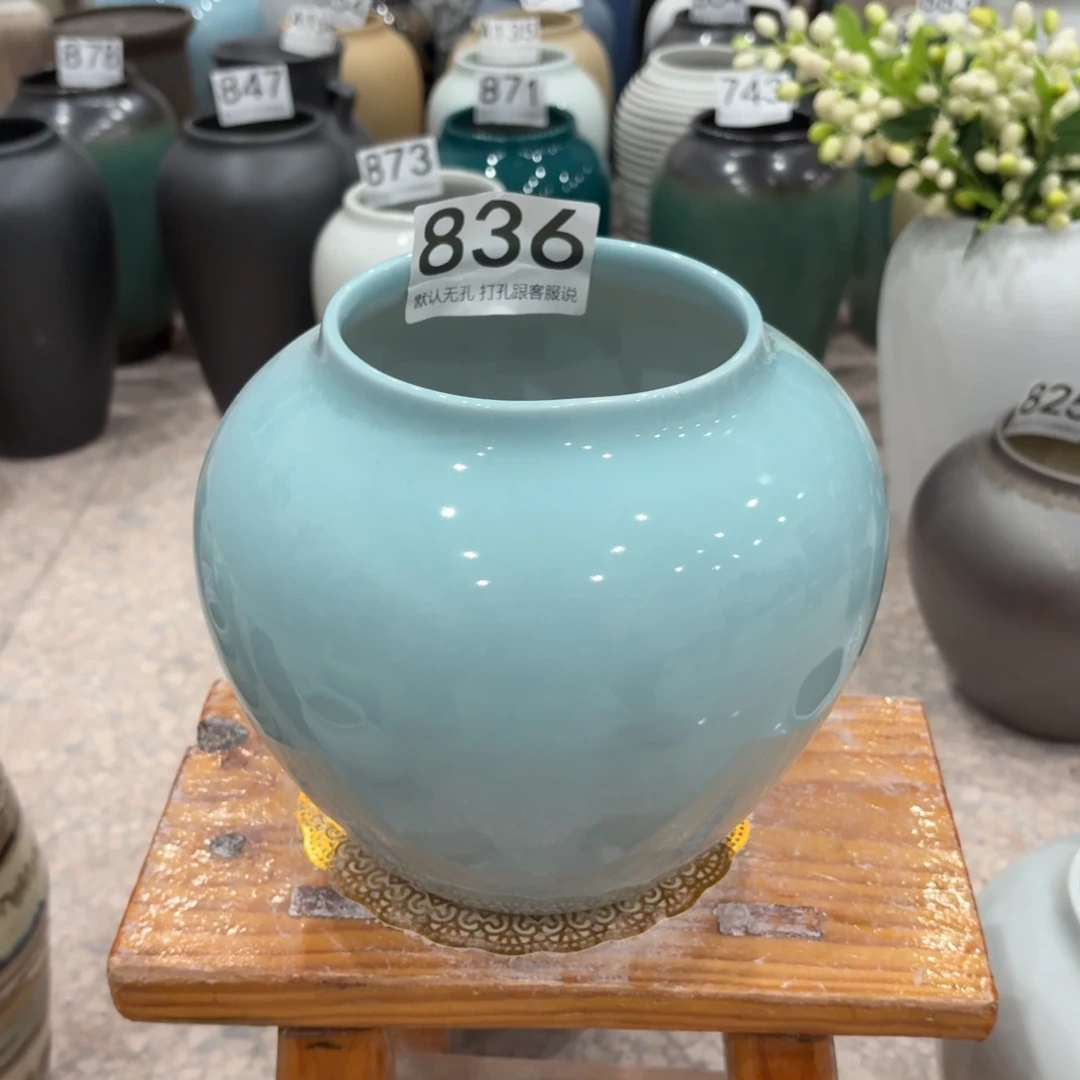 摆件微瑕景德镇陶瓷花瓶高18口11