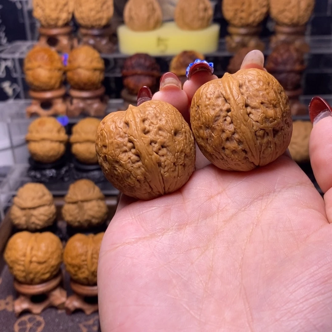 文玩核桃把件Z43金顶元宝34尺