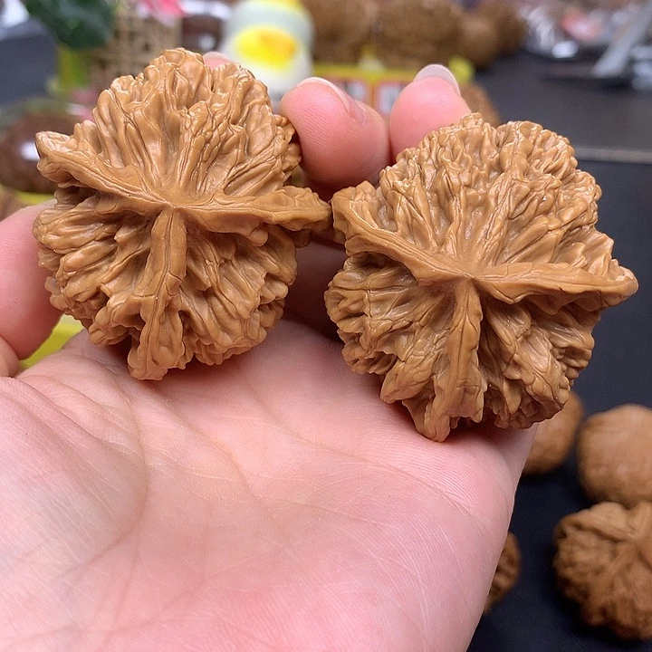 吊坠文玩核桃强***^50三棱