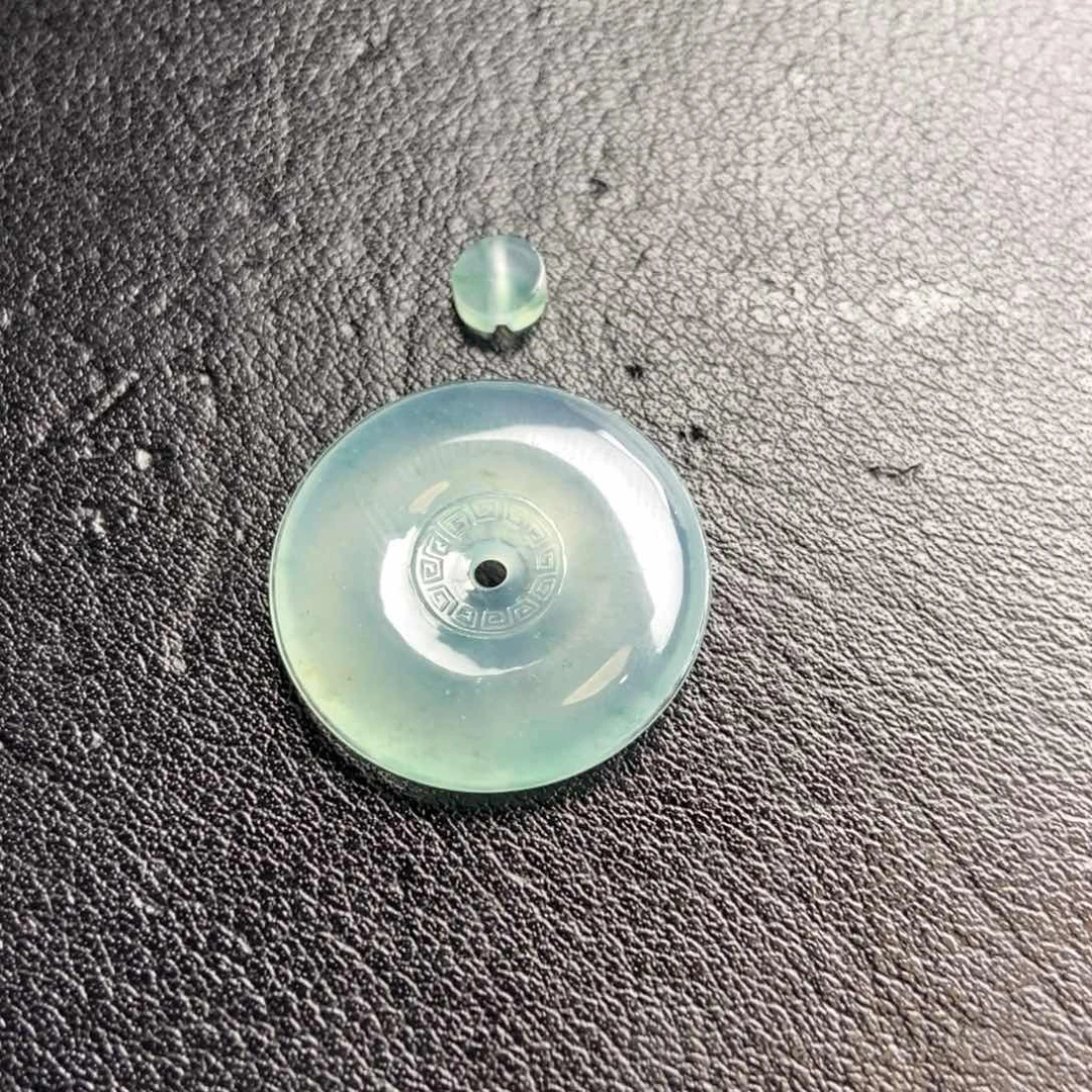彭***非定制翡翠未镶嵌12288955