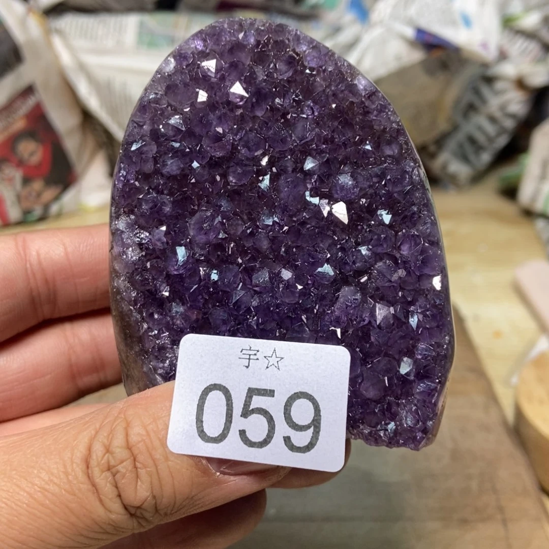 紫晶天然水晶摆件未镶嵌