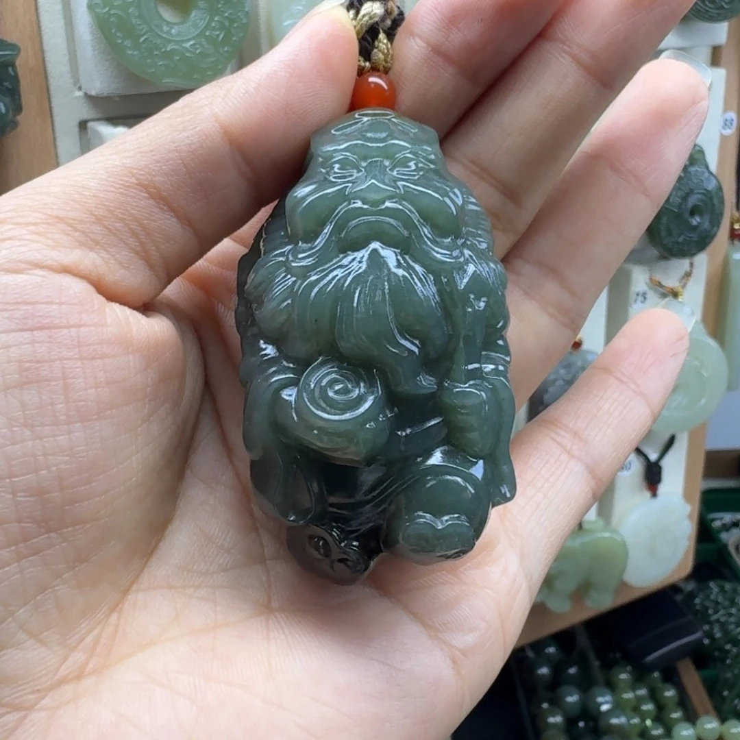 老***梁颈饰未镶嵌和田玉