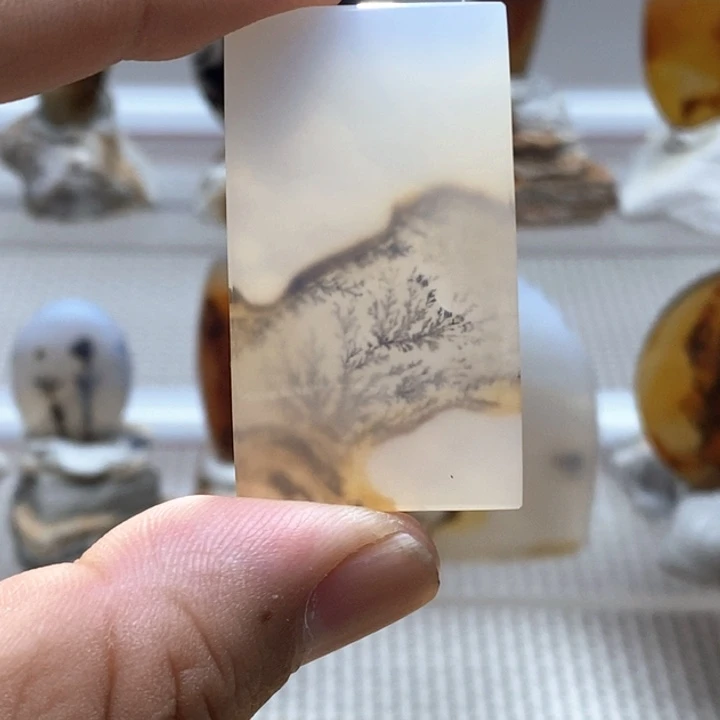 合金颈饰玛瑙/玉髓
