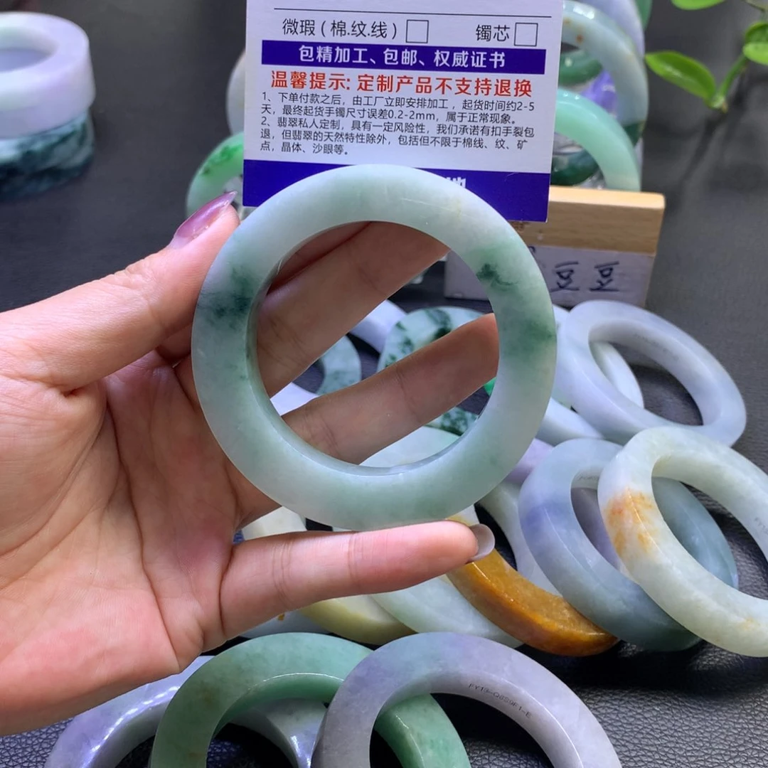 未镶嵌翡翠定制翡翠